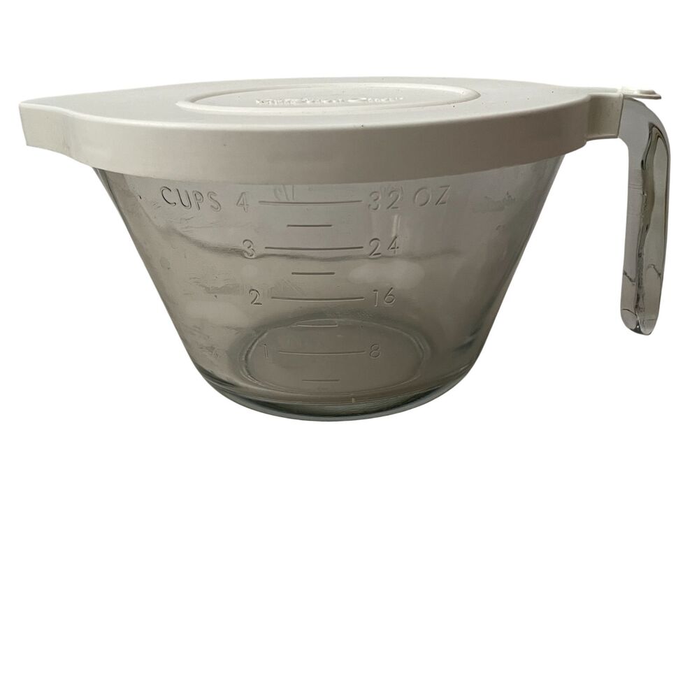 Pampered Chef‎ 32 ounces 4 Cups  Measuring Bowl With Lid